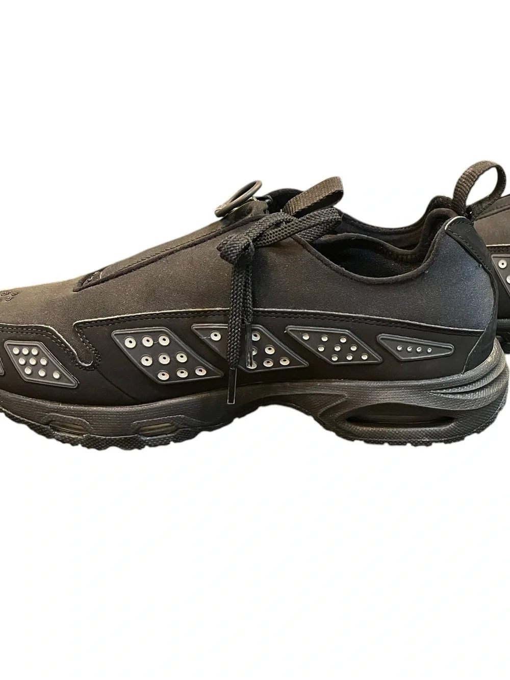 NWOT Nike Air Max SNDR sneakers